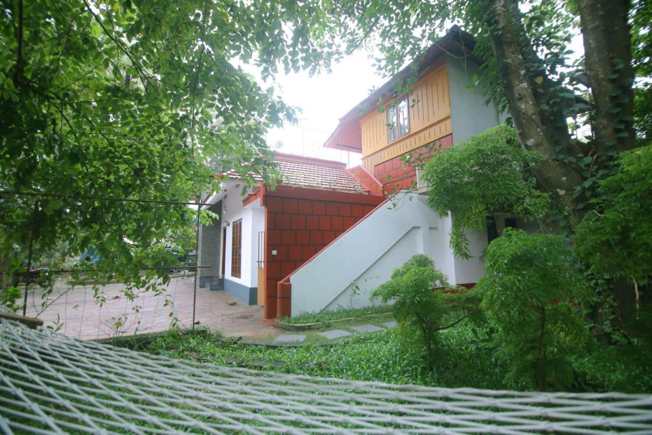 Marari Beach Pearl Homestay Mararikulam Exterior photo